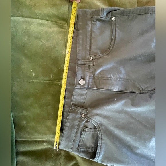 Charles Tyrwhitt Chinos - very clean- slim fit - Picture 5 of 9